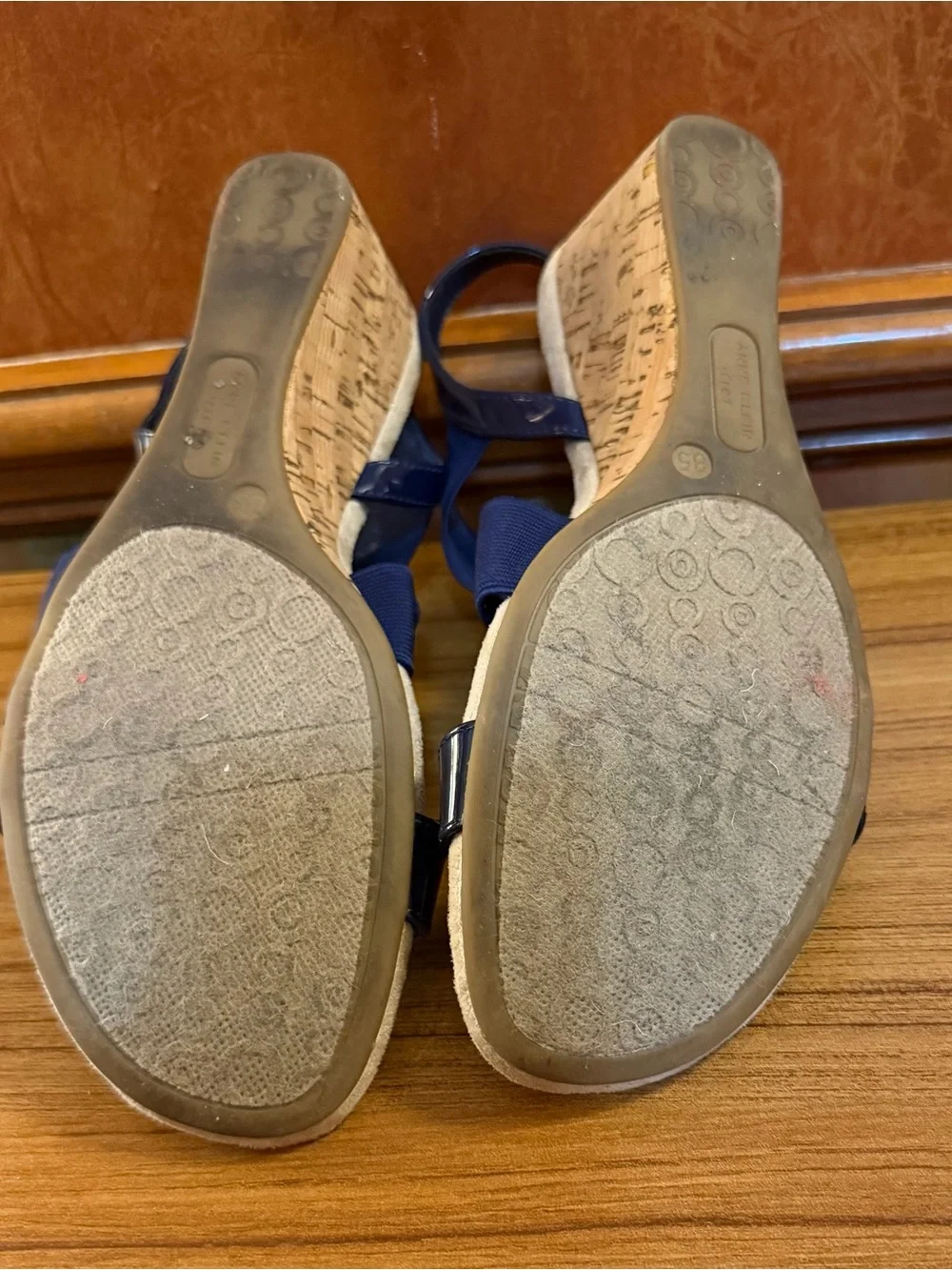 Anne Klein Regina Navy Blue Cork Wedge Sandals Womens Size 8.5 M Excellent